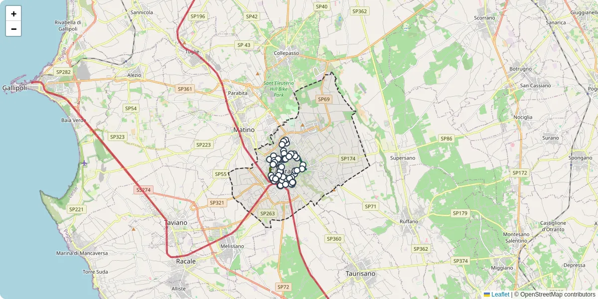 Mappa dettagliata del trasporto pubblico a Casarano con linee autobus, tram e collegamenti