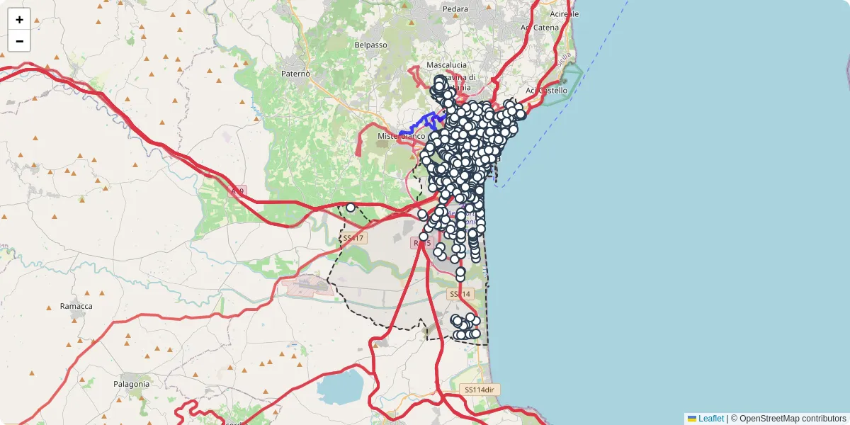 Mappa dettagliata del trasporto pubblico a Catania con linee autobus, tram e collegamenti