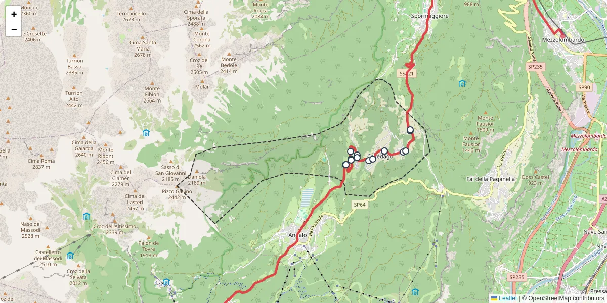 Mappa dettagliata del trasporto pubblico a Cavedago con linee autobus, tram e collegamenti