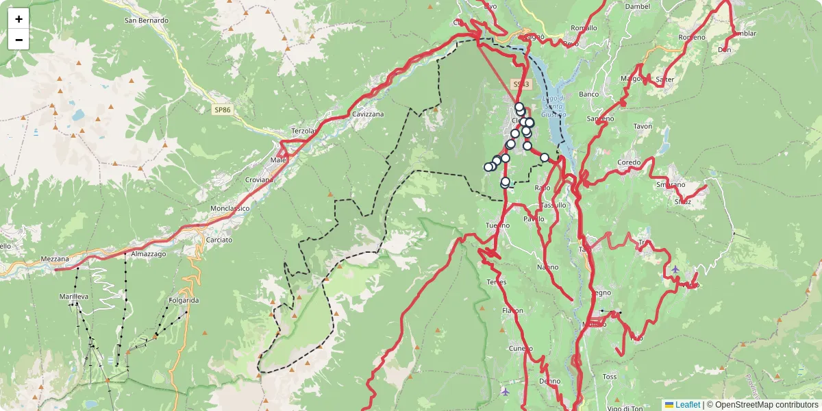 Mappa dettagliata del trasporto pubblico a Cles con linee autobus, tram e collegamenti
