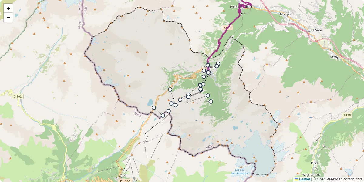 Mappa dettagliata del trasporto pubblico a La Thuile con linee autobus, tram e collegamenti
