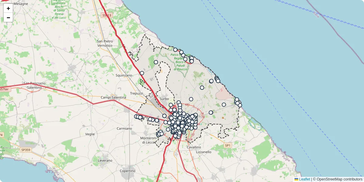 Mappa dettagliata del trasporto pubblico a Lecce con linee autobus, tram e collegamenti