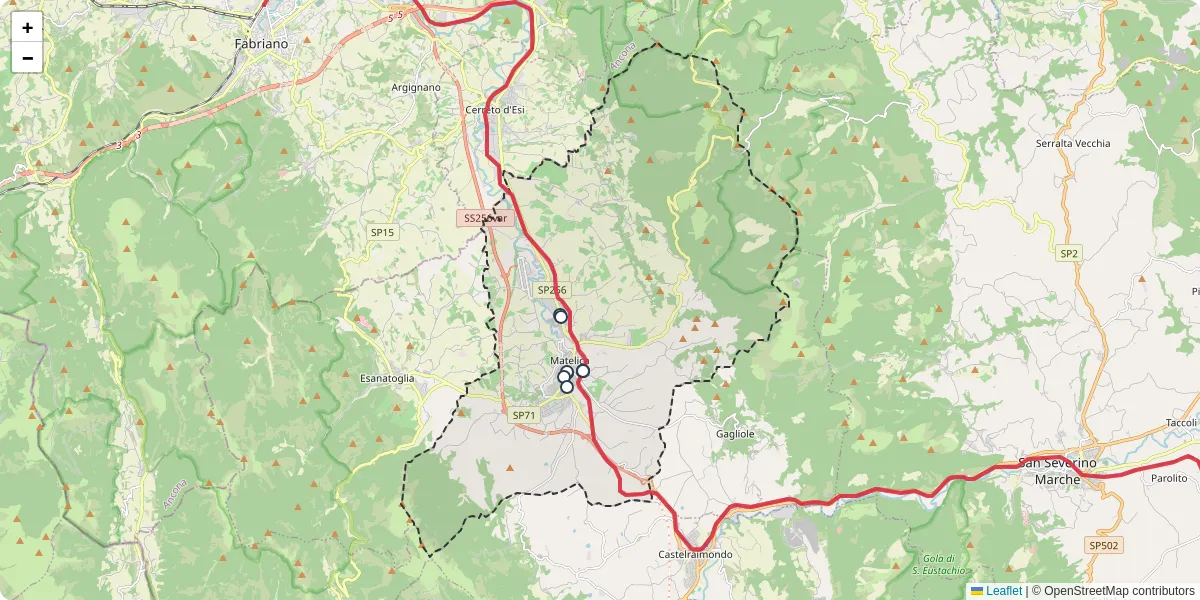 Mappa dettagliata del trasporto pubblico a Matelica con linee autobus, tram e collegamenti