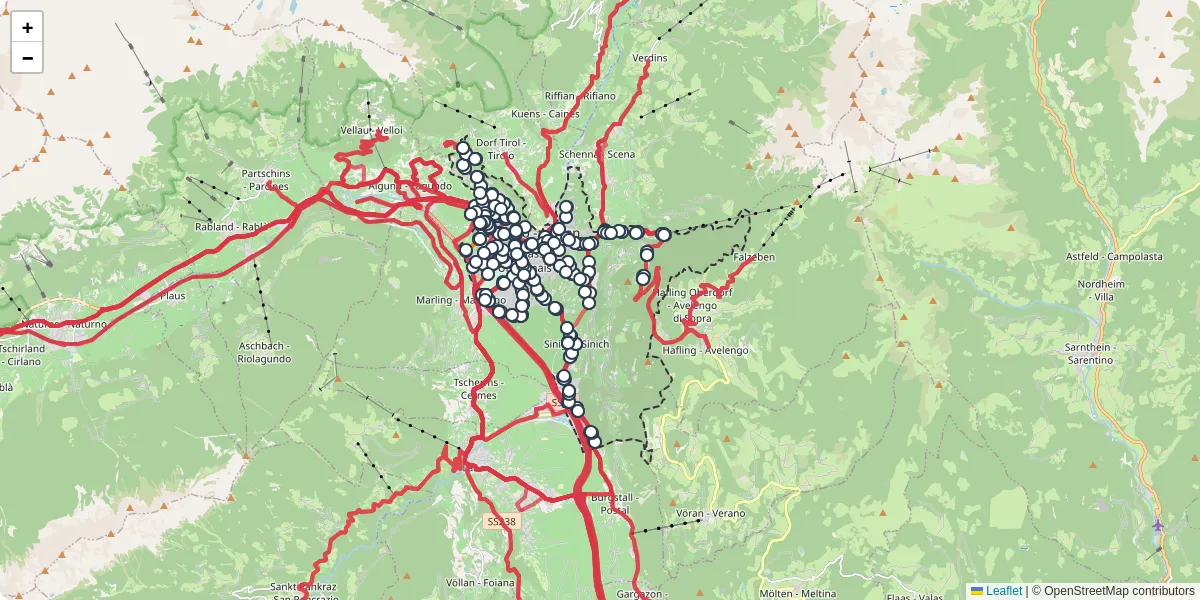 Mappa dettagliata del trasporto pubblico a Meran - Merano con linee autobus, tram e collegamenti