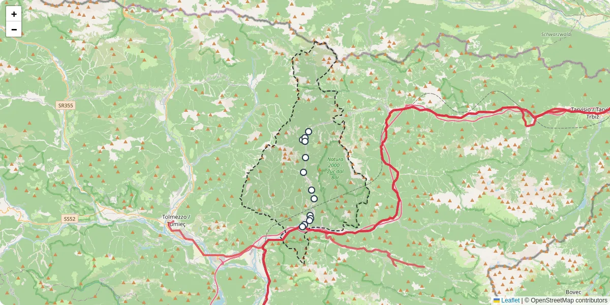 Mappa dettagliata del trasporto pubblico a Moggio Udinese / Mueç con linee autobus, tram e collegamenti