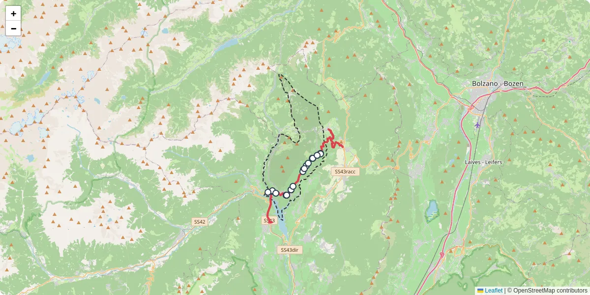 Mappa dettagliata del trasporto pubblico a Novella con linee autobus, tram e collegamenti