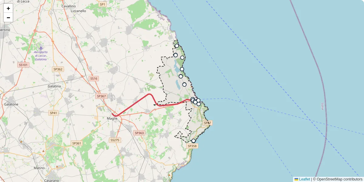 Mappa dettagliata del trasporto pubblico a Otranto con linee autobus, tram e collegamenti