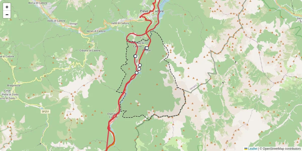 Mappa dettagliata del trasporto pubblico a Perarolo di Cadore con linee autobus, tram e collegamenti