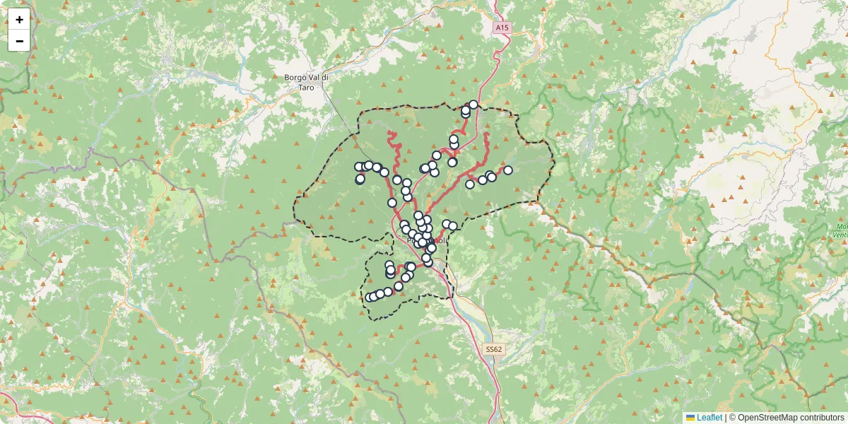 Mappa dettagliata del trasporto pubblico a Pontremoli con linee autobus, tram e collegamenti