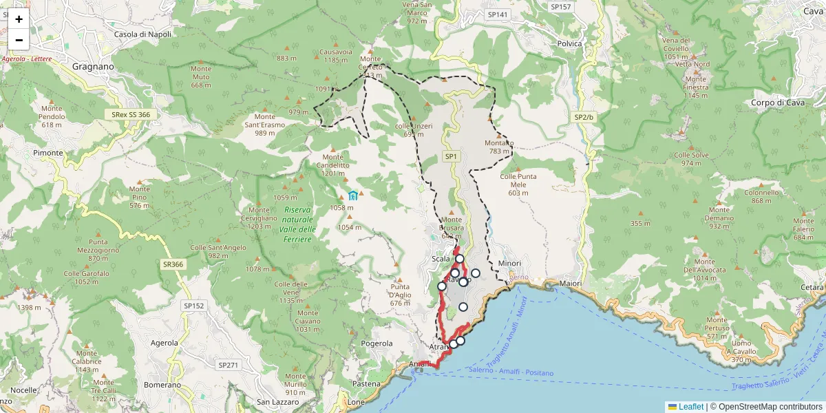 Mappa dettagliata del trasporto pubblico a Ravello con linee autobus, tram e collegamenti