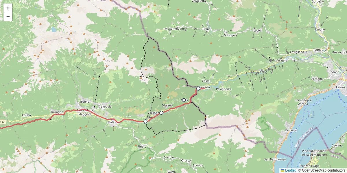 Mappa dettagliata del trasporto pubblico a Re con linee autobus, tram e collegamenti