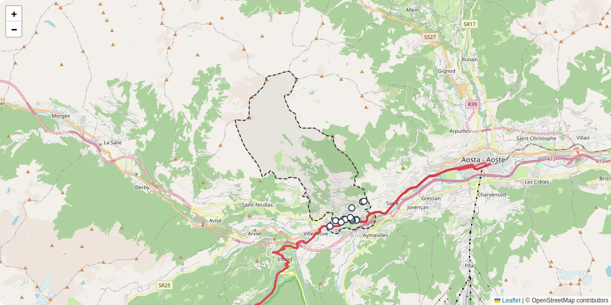 Mappa dettagliata del trasporto pubblico a Saint-Pierre con linee autobus, tram e collegamenti