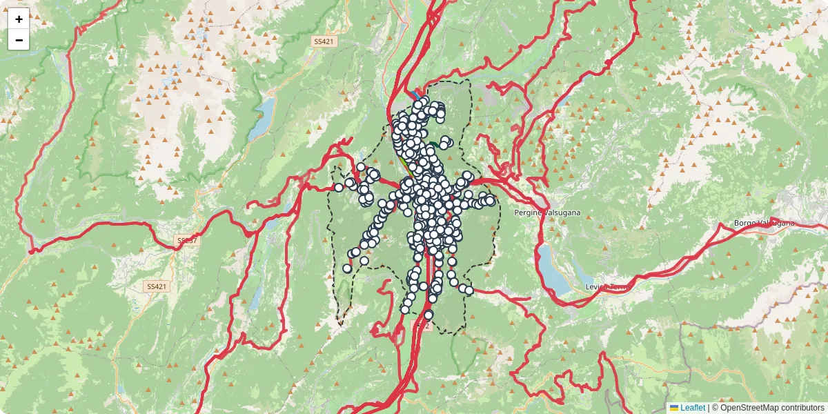 Mappa dettagliata del trasporto pubblico a Trento con linee autobus, tram e collegamenti