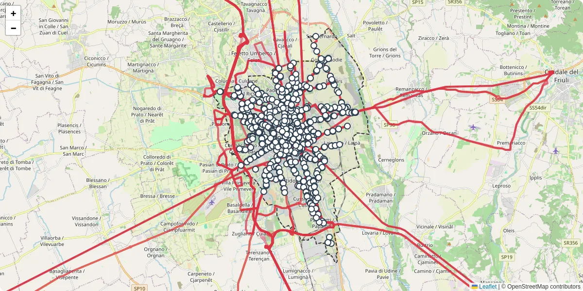 Mappa dettagliata del trasporto pubblico a Udine / Udin con linee autobus, tram e collegamenti