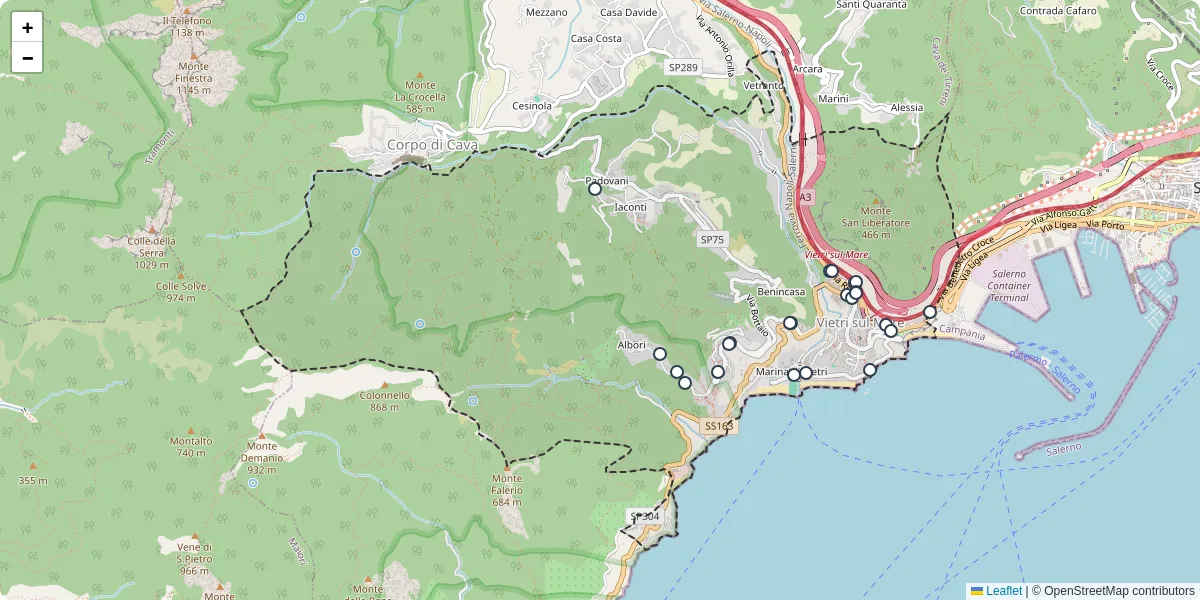 Mappa dettagliata del trasporto pubblico a Vietri sul Mare con linee autobus, tram e collegamenti